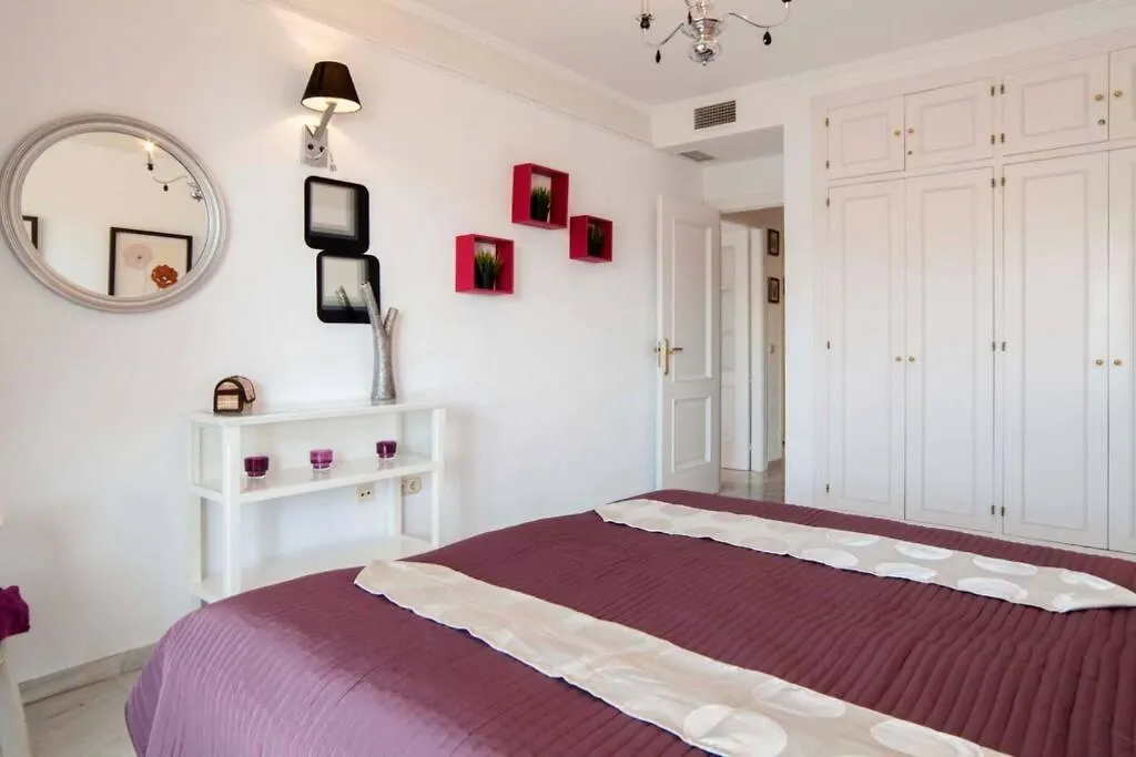Fuengirola , Beach, Centre ,Balcony With Seaview, For 4 Persons