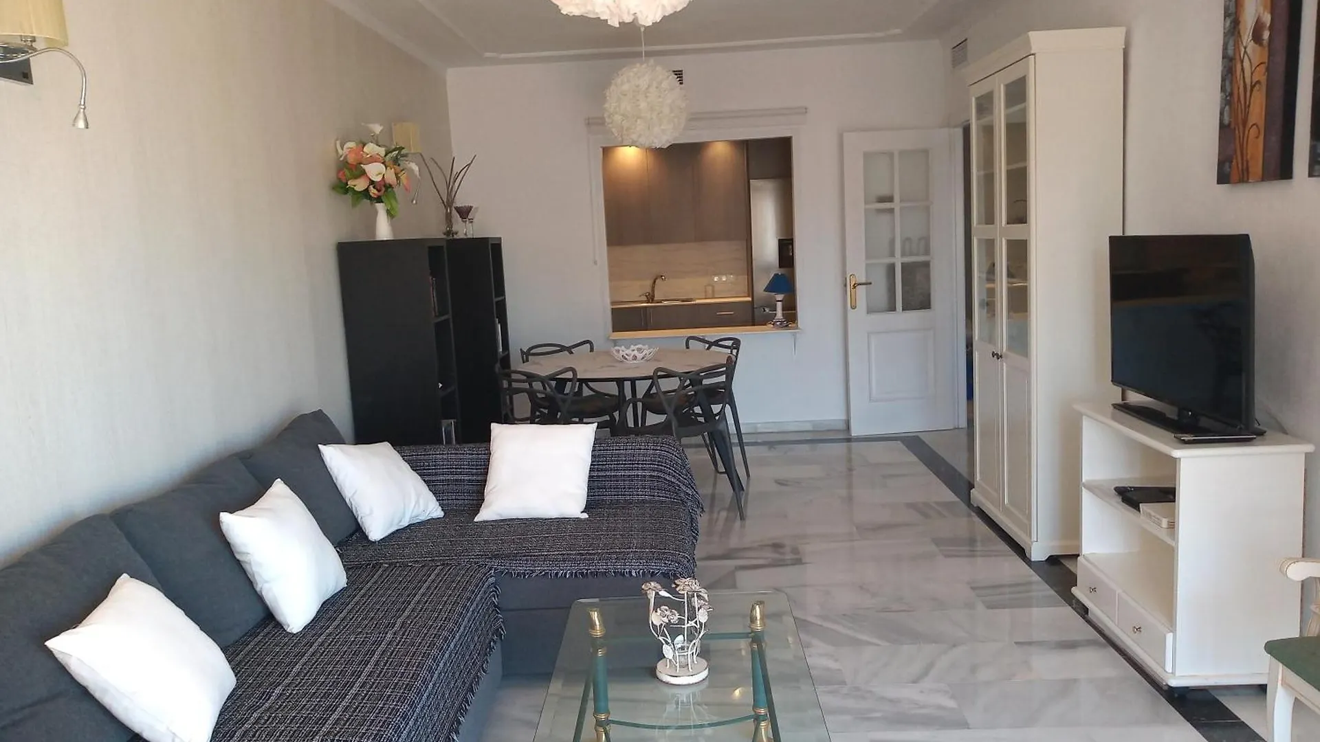 Fuengirola , Beach, Centre ,Balcony With Seaview, For 4 Persons Spain